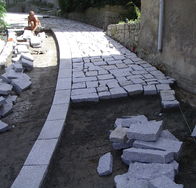 Pavimentazione con lastrette grezze